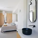 Ariti's 1 - Naxos *