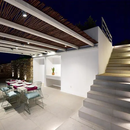 Ariti's 1 - Naxos Willa Stelida (Naxos)