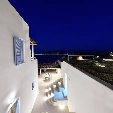 Ariti's 1 - Naxos Willa