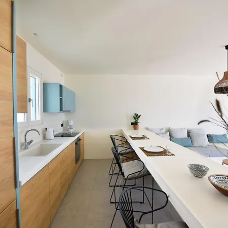 Ariti's 1 - Naxos فيلة